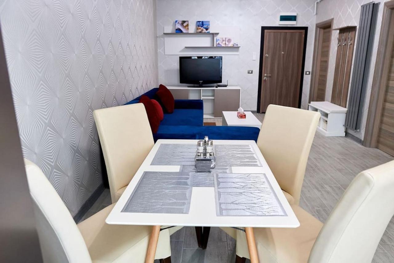 Blue Apartment In Spa N Pool Beach Resort Navodari Exterior photo