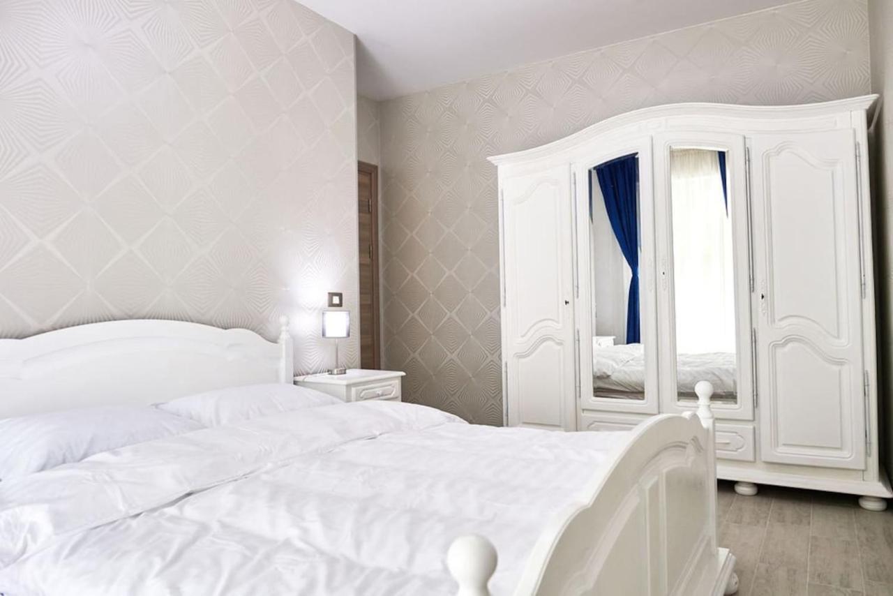 Blue Apartment In Spa N Pool Beach Resort Navodari Exterior photo